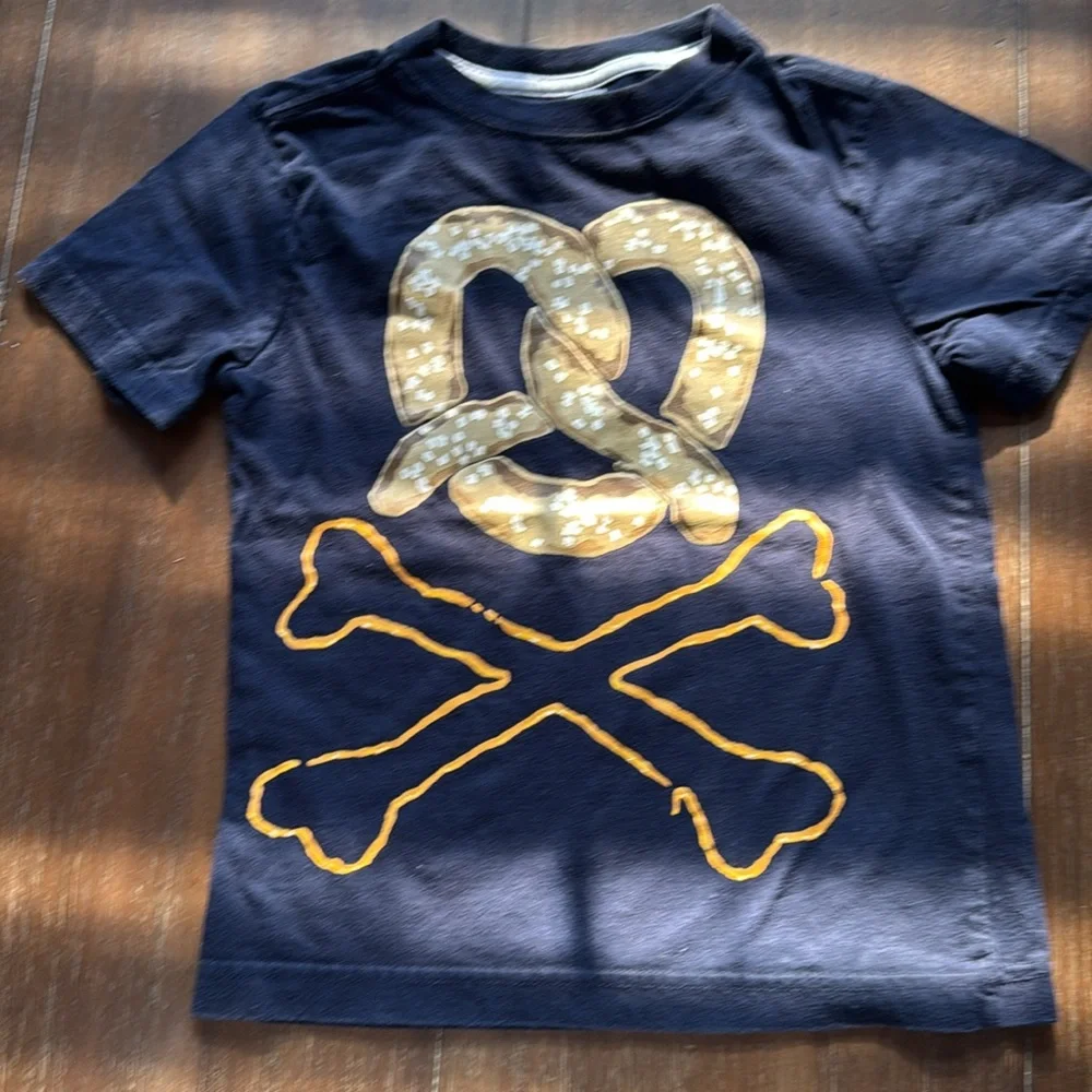 Three (3) 2 Gymboree gymgo tees XS (3/4)/S (5-6) pretzel basketball football